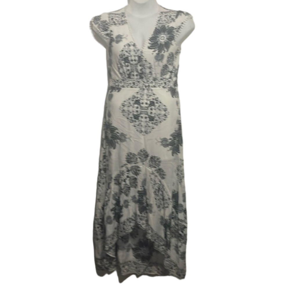 CALS White navy blue floral high low summer dress 100% rayon (small) lace trim